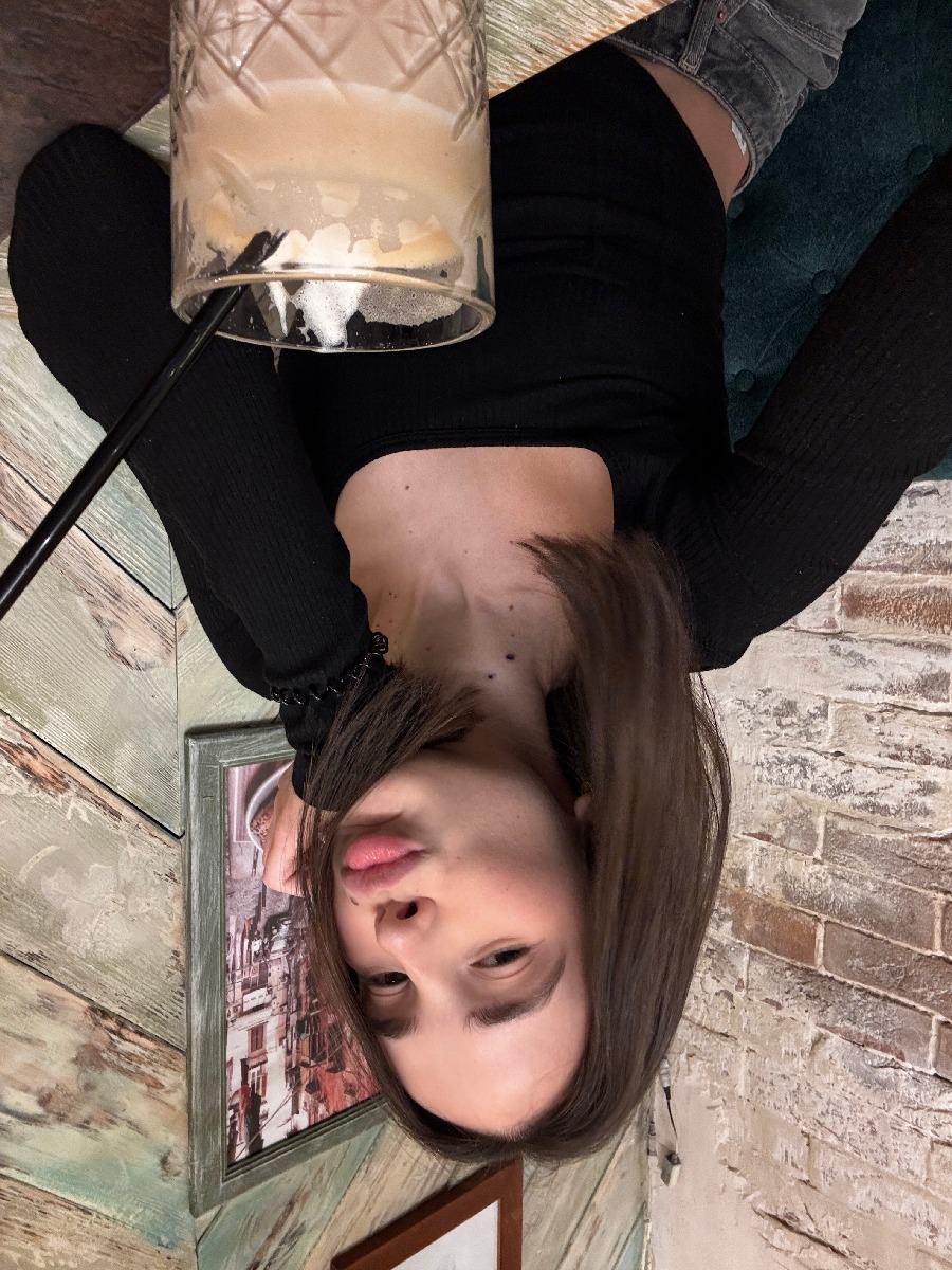 Fresh photos, fresh mood — Tina online in Hilla